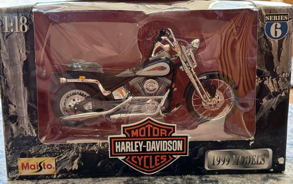 1999 Maisto Harley Davidson #31360 Series 2 1999 FXSTS Springer Softail NIB